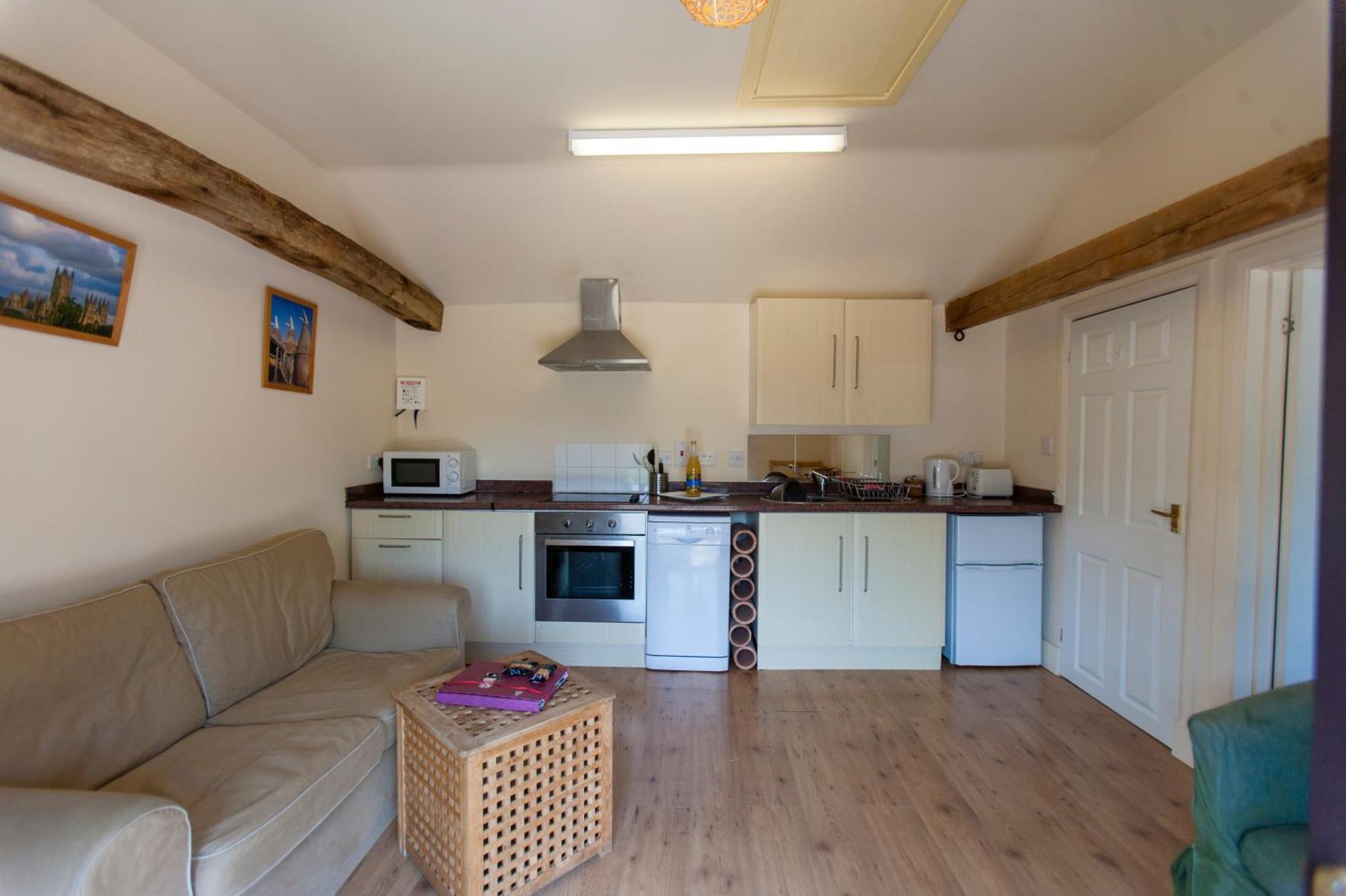 Five Cottages In Aonb And A Hobbit House! Κάντεμπερι Εξωτερικό φωτογραφία
