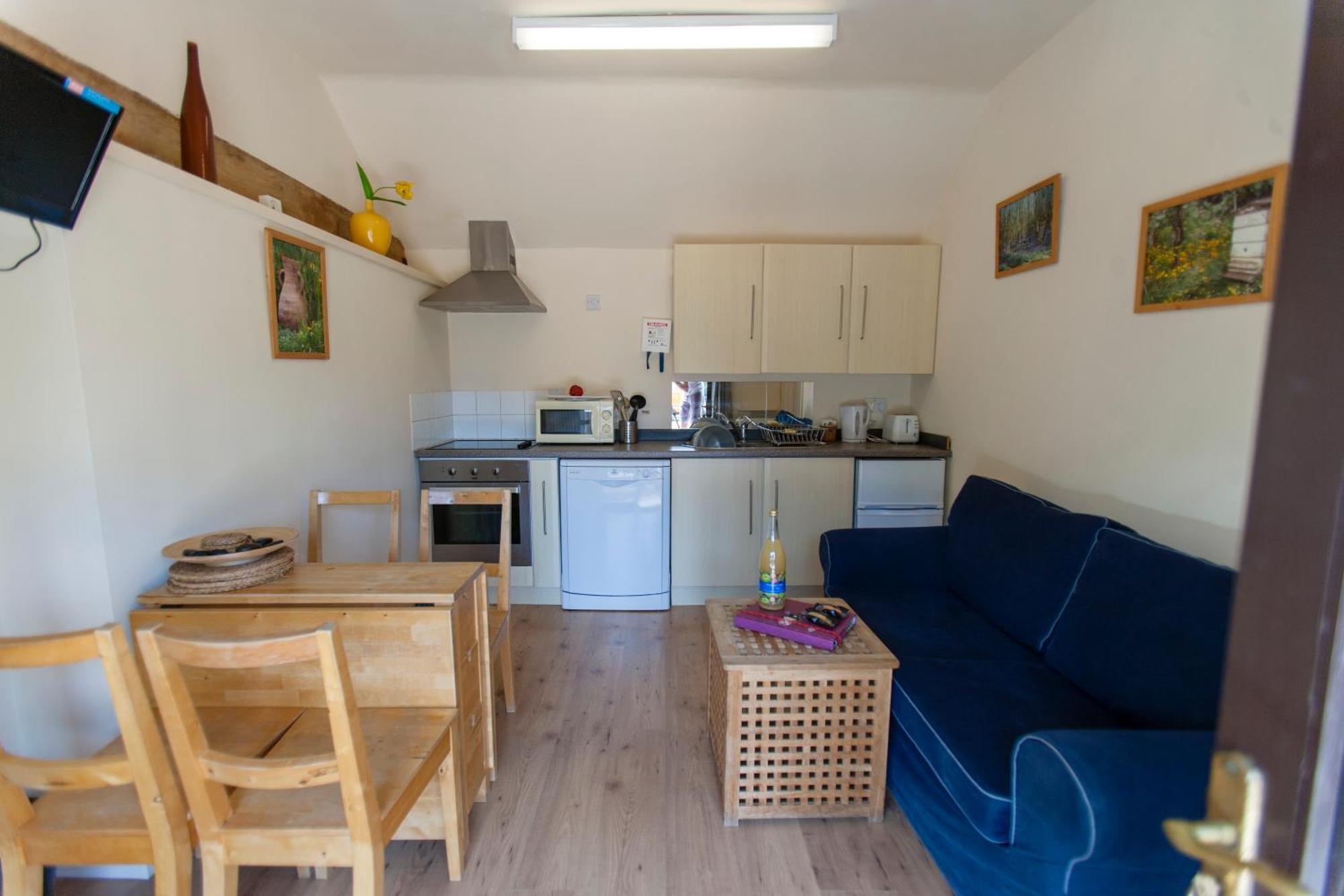 Five Cottages In Aonb And A Hobbit House! Κάντεμπερι Εξωτερικό φωτογραφία