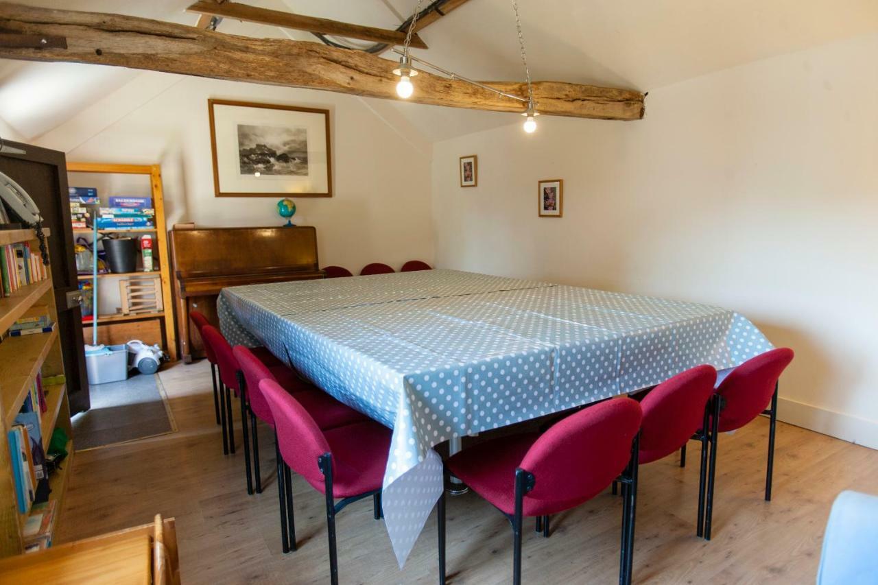 Five Cottages In Aonb And A Hobbit House! Κάντεμπερι Εξωτερικό φωτογραφία
